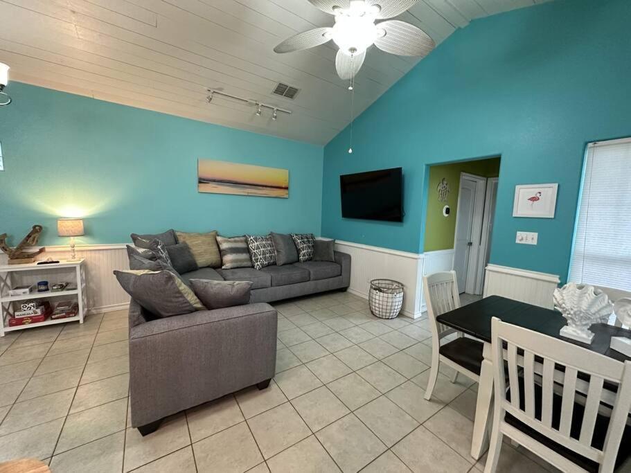 Barefoot Bungalow - Pet Friendly- 2 Bdrm Townhome Κόρπους Κρίστι Εξωτερικό φωτογραφία