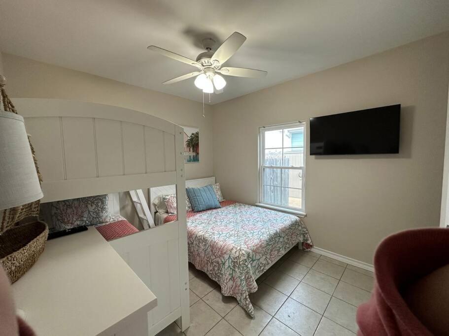 Barefoot Bungalow - Pet Friendly- 2 Bdrm Townhome Κόρπους Κρίστι Εξωτερικό φωτογραφία
