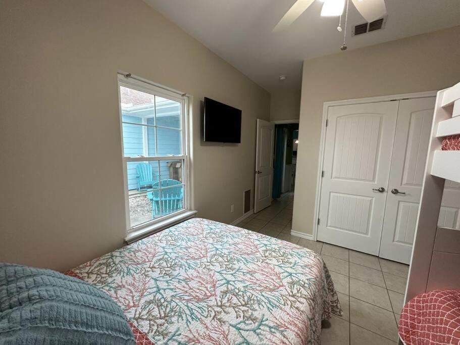 Barefoot Bungalow - Pet Friendly- 2 Bdrm Townhome Κόρπους Κρίστι Εξωτερικό φωτογραφία